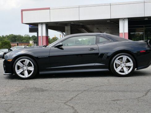 Used 2013 Chevrolet Camaro ZL1 RWD image 15