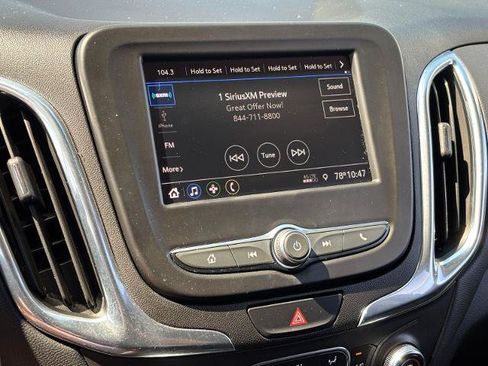 Used 2021 Chevrolet Equinox LT AWD/4WD image 25