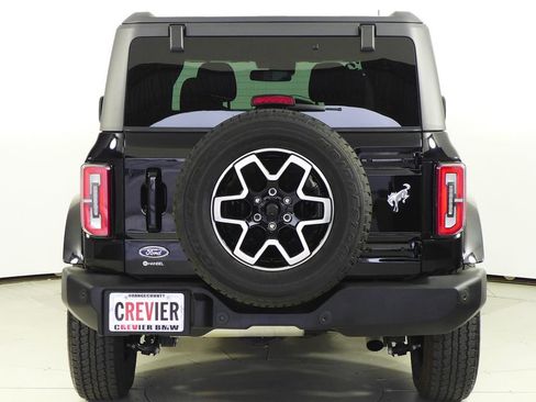 Used 2023 Ford Bronco Outer Banks image 8