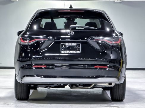 Used 2026 Honda HR-V EX-L image 10