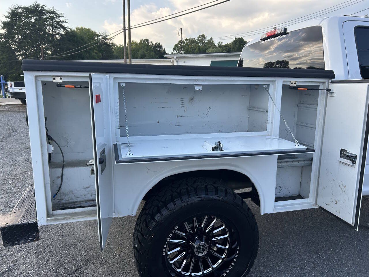 Used 2018 Ford F250 XLT w/ XLT Value Package AWD/4WD image 11
