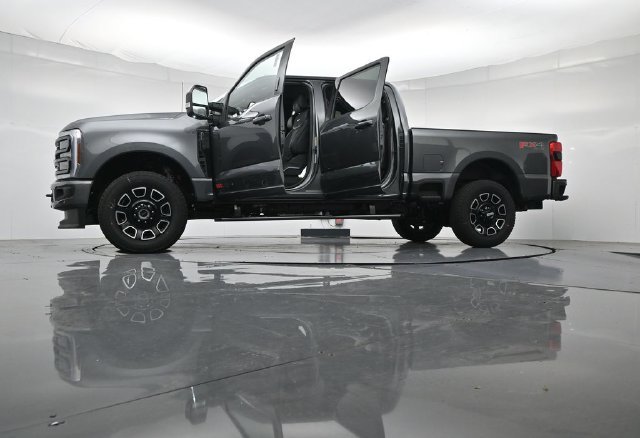 New 2026 Ford F250 Platinum AWD/4WD image 57