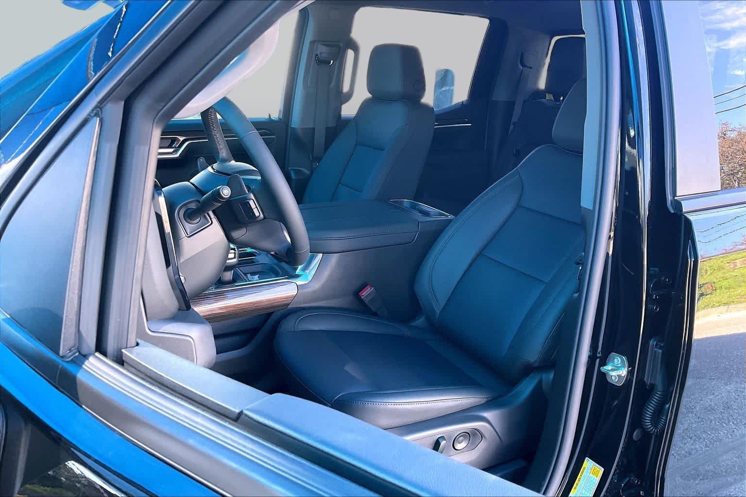 New 2026 Chevrolet Silverado 1500 RST w/ All Star Edition Plus RWD image 9