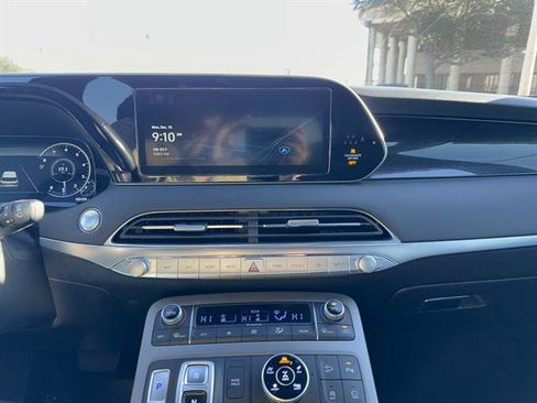Used 2022 Hyundai Palisade Calligraphy image 14