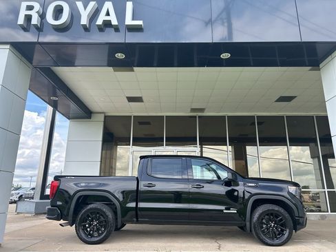 Used 2026 GMC Sierra 1500 Elevation AWD/4WD image 1