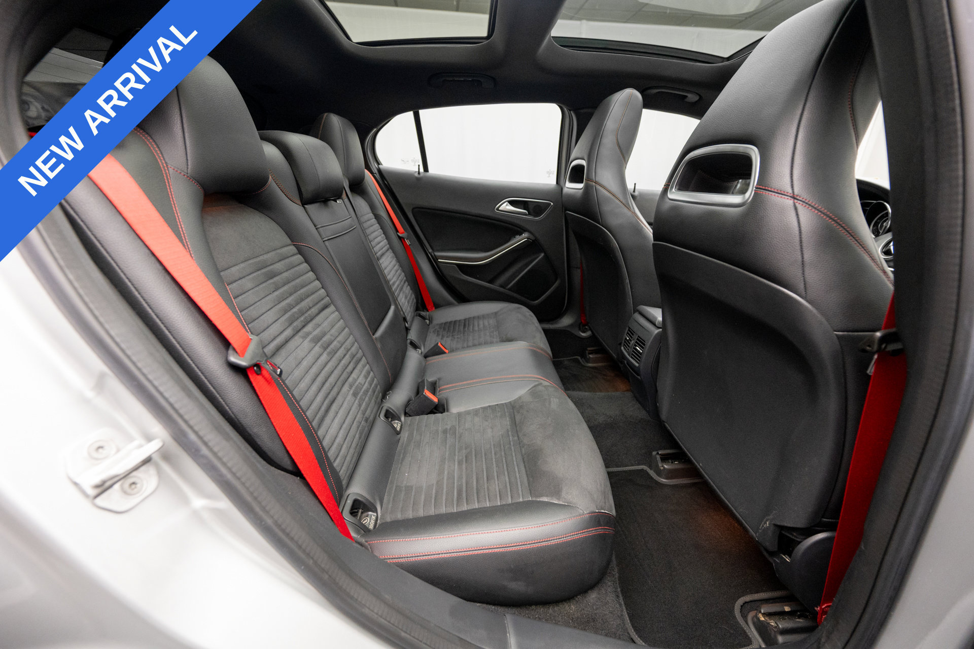 Used 2015 Mercedes-Benz GLA 45 AMG 4MATIC image 16