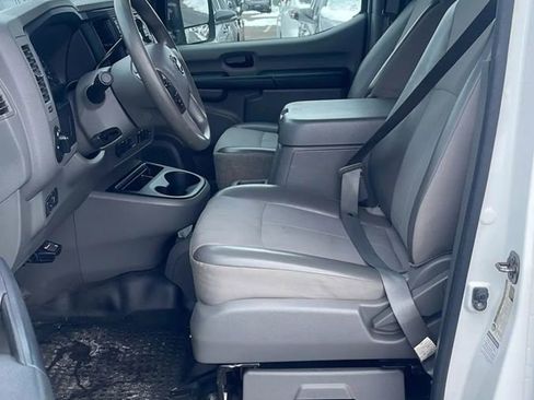 Used 2016 Nissan NV 2500 SV w/ Technology Package image 13