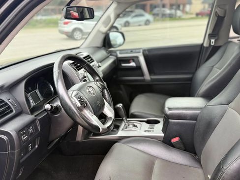 Used 2018 Toyota 4Runner SR5 Premium RWD image 9