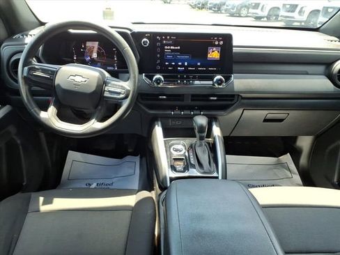 Used 2023 Chevrolet Colorado W/T AWD/4WD image 17