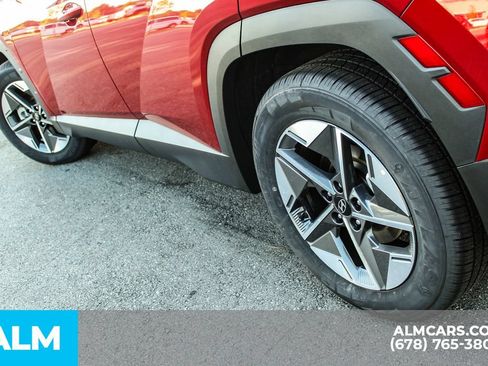 Used 2025 Hyundai Tucson SEL FWD image 14