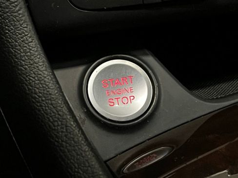 Used 2018 Audi Q3 2.0T Premium Plus w/ Premium Plus Package image 13