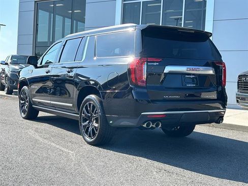 Used 2024 GMC Yukon XL Denali image 7