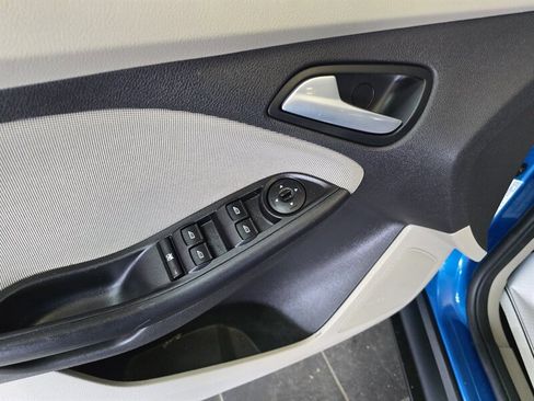 Used 2014 Ford Focus SE image 18