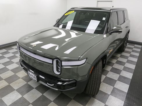Used 2023 Rivian R1S Launch Edition AWD/4WD image 6