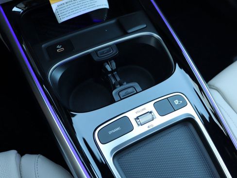 New 2025 Mercedes-Benz GLB 250 image 45