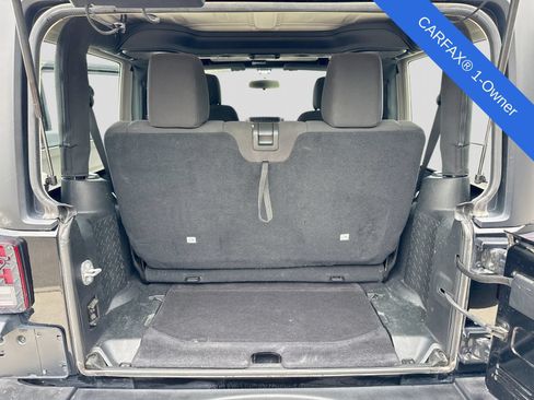 Used 2016 Jeep Wrangler Sport AWD/4WD image 32