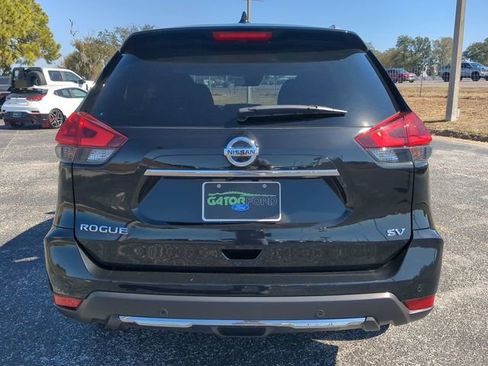 Used 2020 Nissan Rogue SV image 6