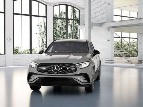 New 2025 Mercedes-Benz GLC 300 4MATIC image 37