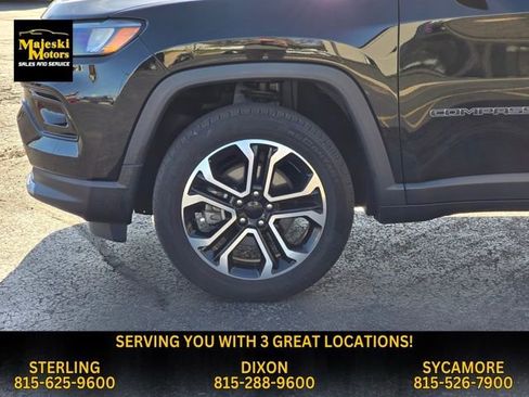 Used 2022 Jeep Compass Limited image 17