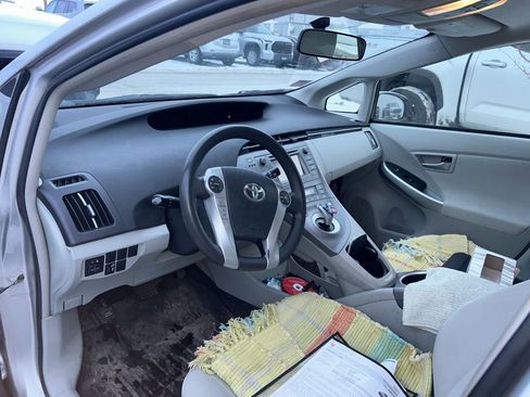 Used 2015 Toyota Prius Three image 5