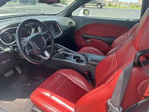 Used 2017 Dodge Challenger GT w/ Driver Convenience Group AWD/4WD image 14