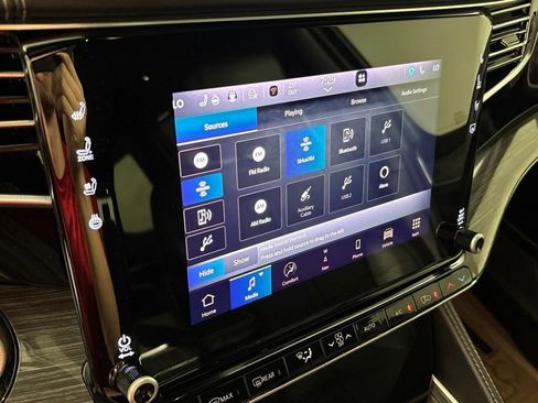 Used 2022 Jeep Wagoneer Series III w/ Convenience Group I RWD image 39