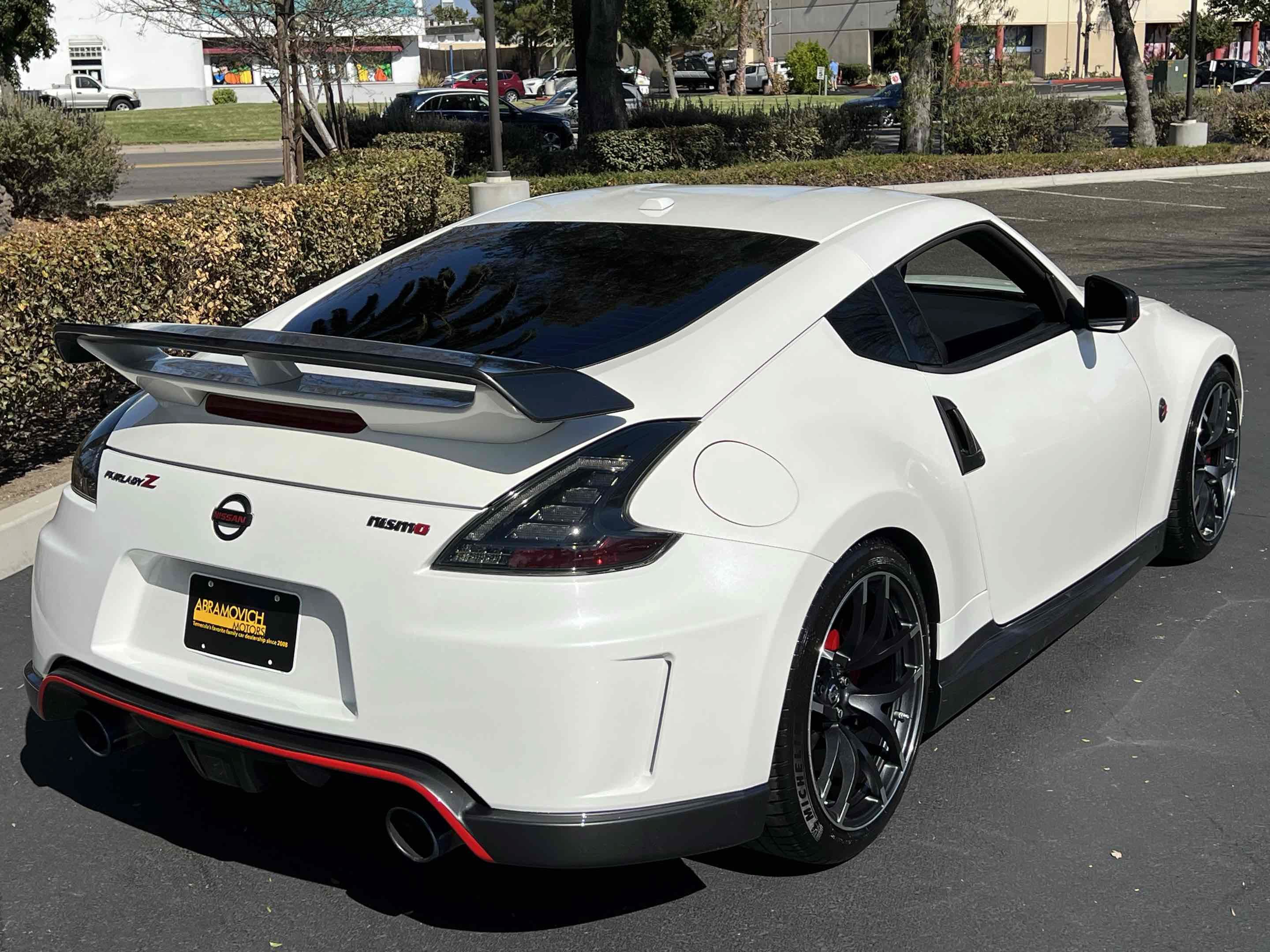 Used 2014 Nissan 370Z NISMO w/ Bose Package RWD image 43