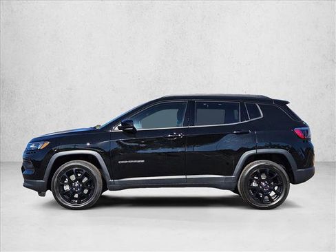 New 2026 Jeep Compass Latitude image 5