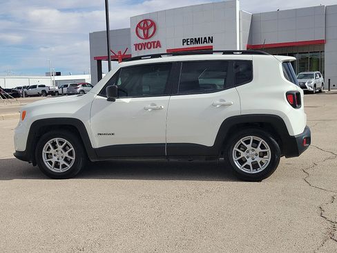 Used 2020 Jeep Renegade Sport w/ Sport Appearance Group image 2