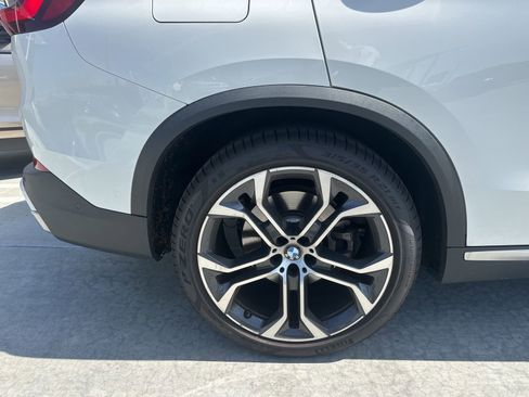 Used 2023 BMW X5 sDrive40i w/ Premium Package image 7