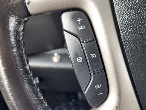 Used 2011 GMC Sierra 3500 SLE w/ SLE Preferred Package image 20