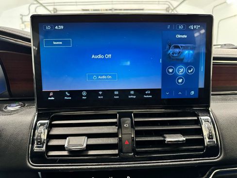 Used 2023 Lincoln Navigator L Reserve AWD/4WD image 25