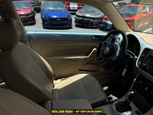 Used 2014 Volkswagen Beetle 1.8T FWD image 29