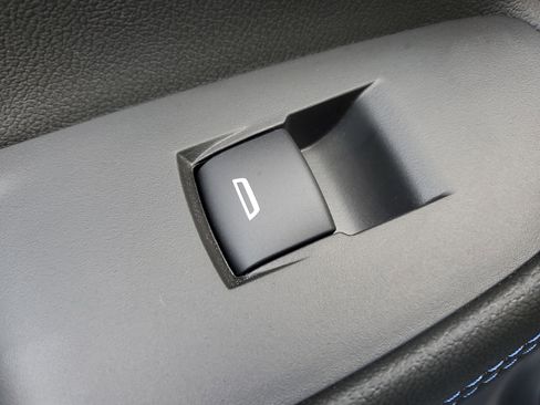 New 2026 Buick Encore GX Sport Touring image 11