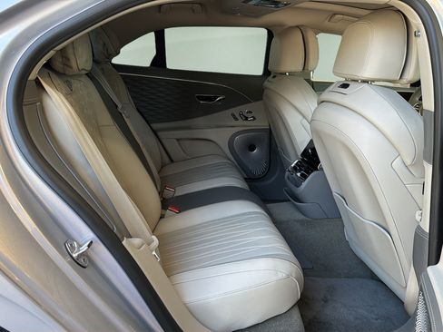 Used 2021 Bentley Flying Spur W12 AWD/4WD image 20