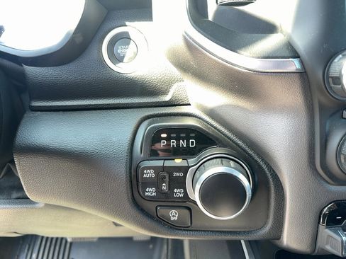 Used 2021 RAM 1500 Big Horn AWD/4WD image 19