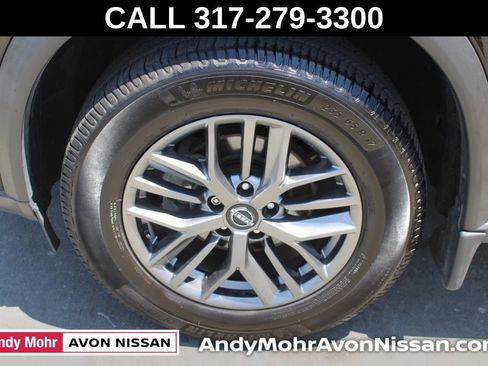 Used 2023 Nissan Rogue S AWD/4WD image 13