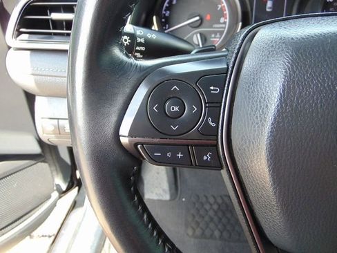 Used 2023 Toyota Camry SE FWD image 18