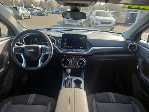 Used 2024 Chevrolet Blazer LT image 15