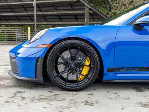 Used 2026 Porsche 911 GT3 RWD image 13