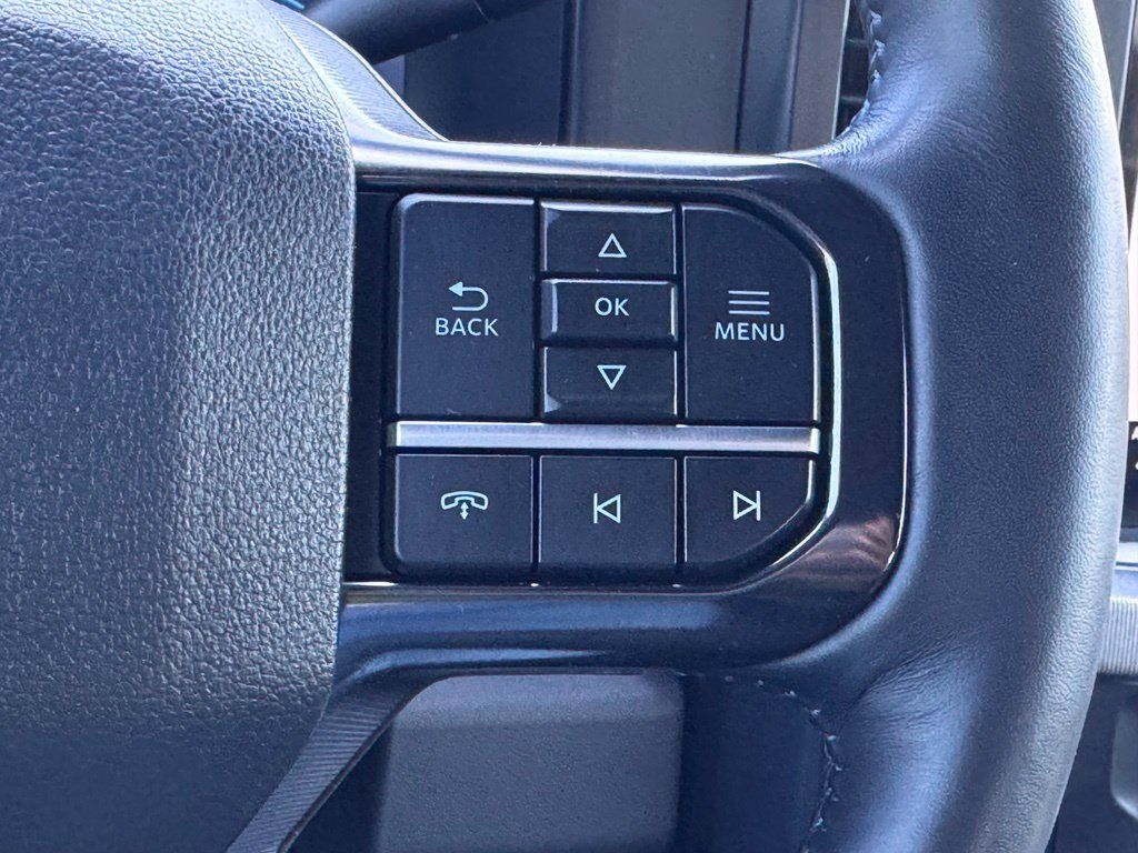 Used 2025 Ford F250 Platinum AWD/4WD image 10