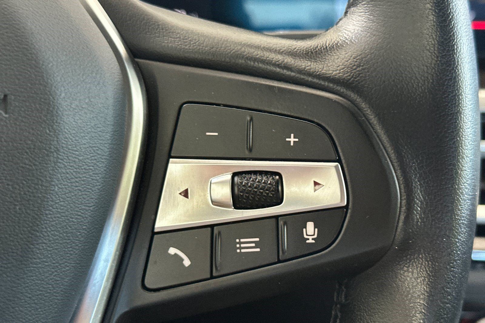 Certified 2024 BMW i4 eDrive35 w/ Convenience Package RWD image 31