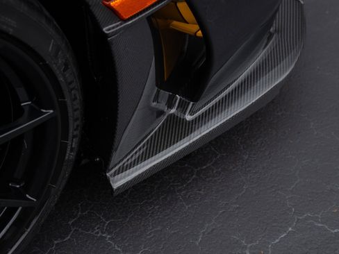 Used 2019 McLaren Senna image 14