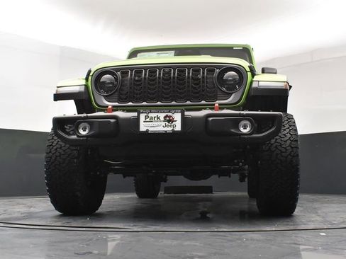 New 2026 Jeep Wrangler Unlimited Rubicon AWD/4WD image 20