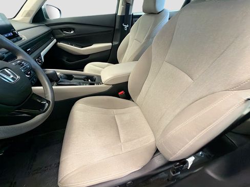 Used 2023 Honda Accord EX image 11