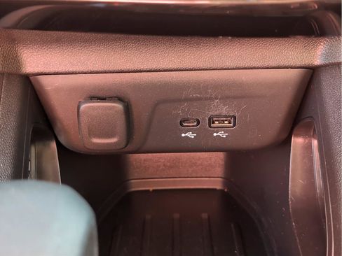 Used 2025 Chevrolet TrailBlazer LT FWD image 20