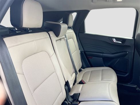 Used 2021 Ford Escape SEL image 26