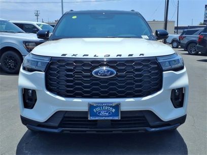 New 2025 Ford Explorer ST-Line w/ Premium Package