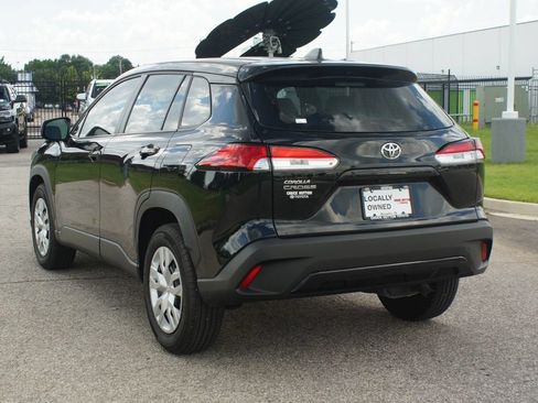 Used 2025 Toyota Corolla Cross L FWD image 14