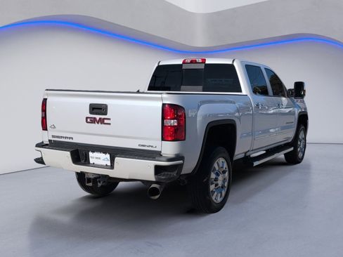 Used 2019 GMC Sierra 2500 Denali w/ Duramax Plus Package image 5